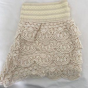 Rewind Lace Ruffle Shorts Size M